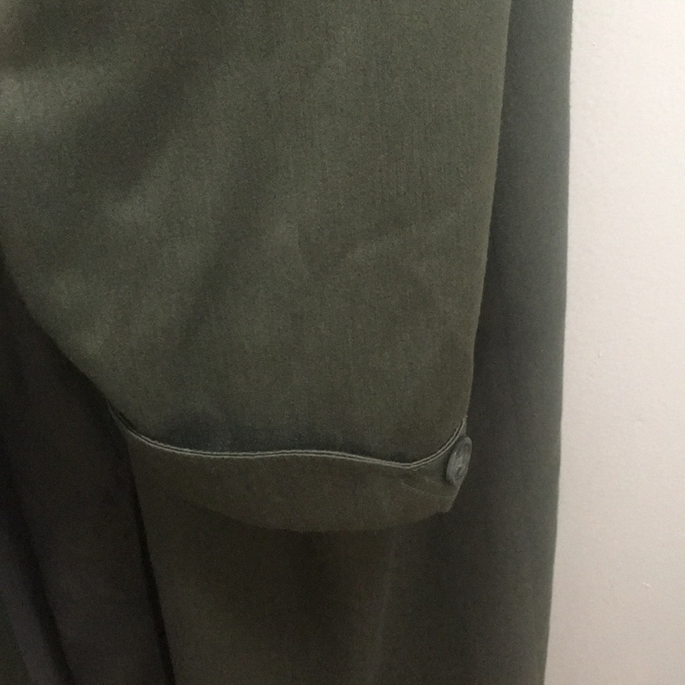 Green-gray Trench - Picture 8 of 8